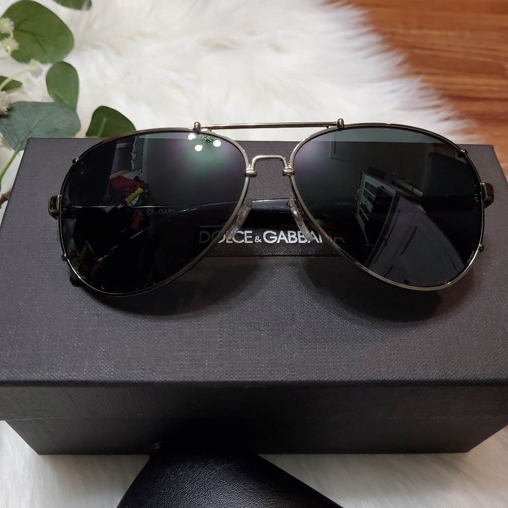 NWT Dolce & Gabbana Riveted Aviator Sunglasses - Picture 6 of 10